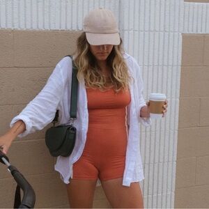 MANOLA "bodysuit athletic chest" in riad